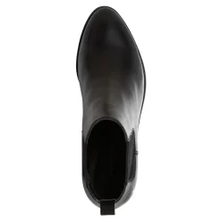 Ravee Black Leather